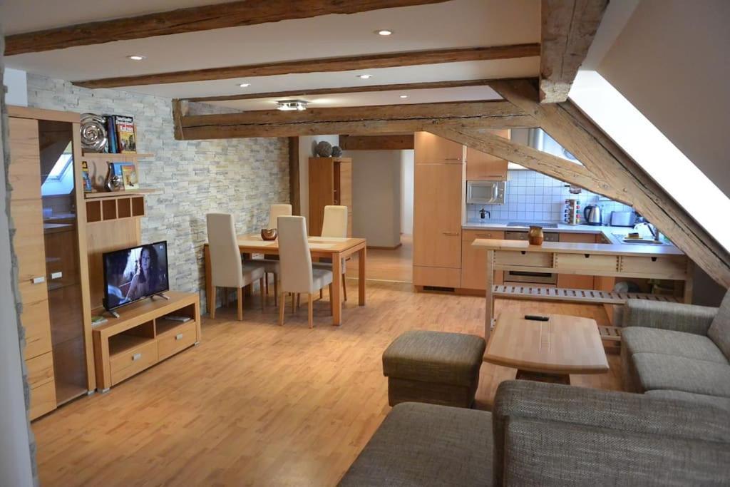 Apartment S10 In Bester Lage Stilvoll Im Zentrum Von Bayreuth Mit Klimaanlage Und Parkplatz מראה חיצוני תמונה